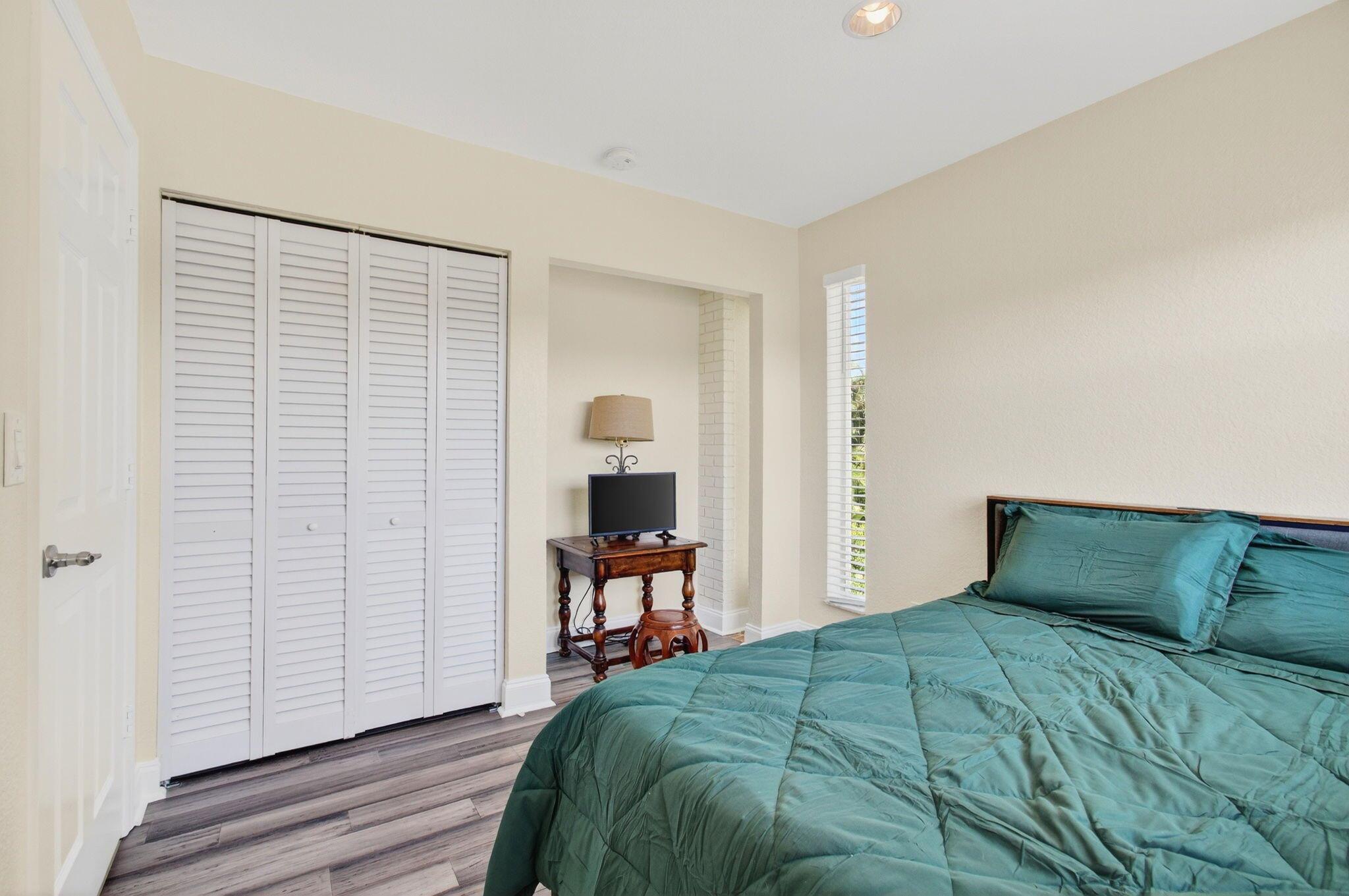 NORTH PALM BEACH VILLAGE - Residential