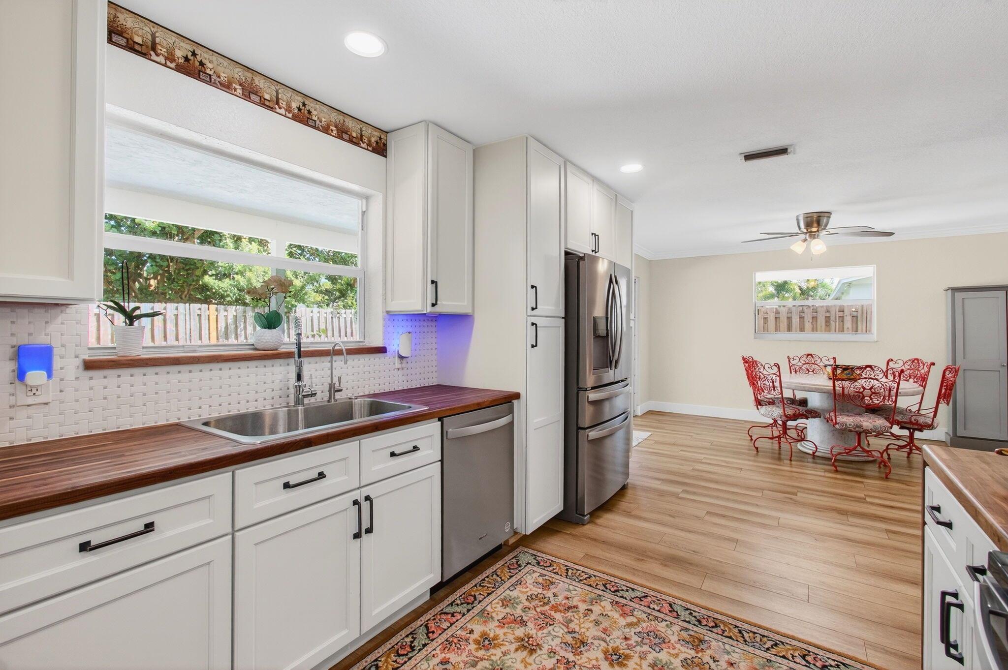 NORTH PALM BEACH VILLAGE - Residential