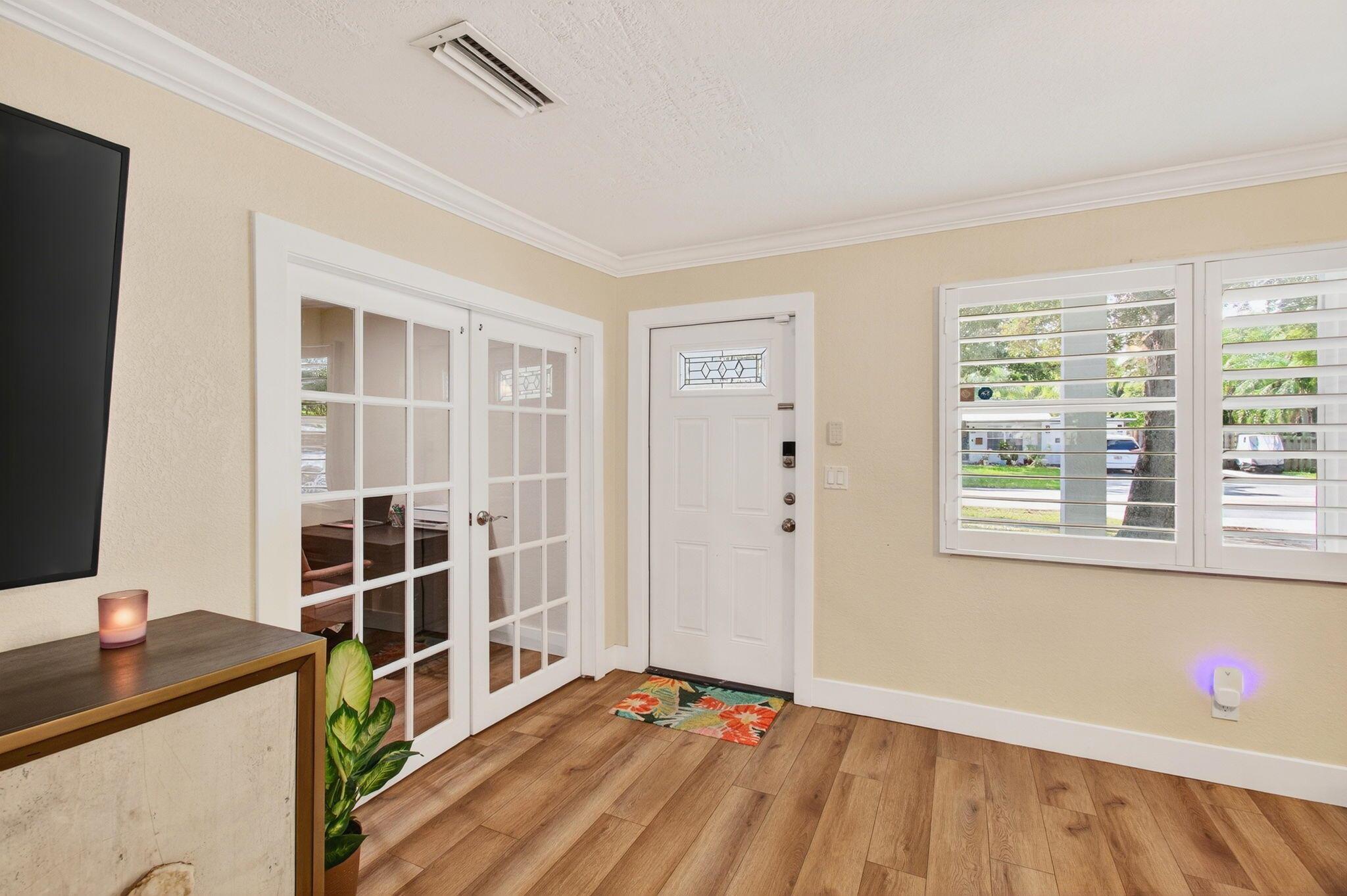 NORTH PALM BEACH VILLAGE - Residential