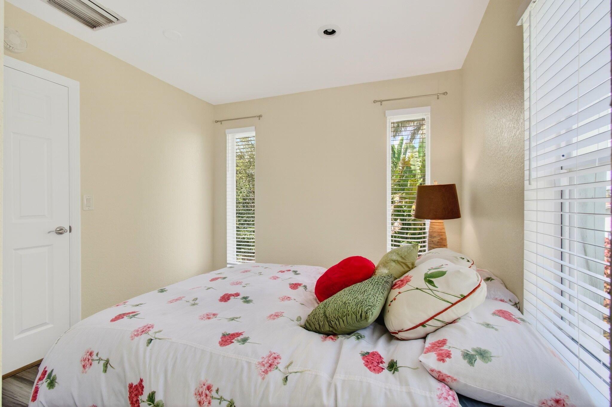 NORTH PALM BEACH VILLAGE - Residential