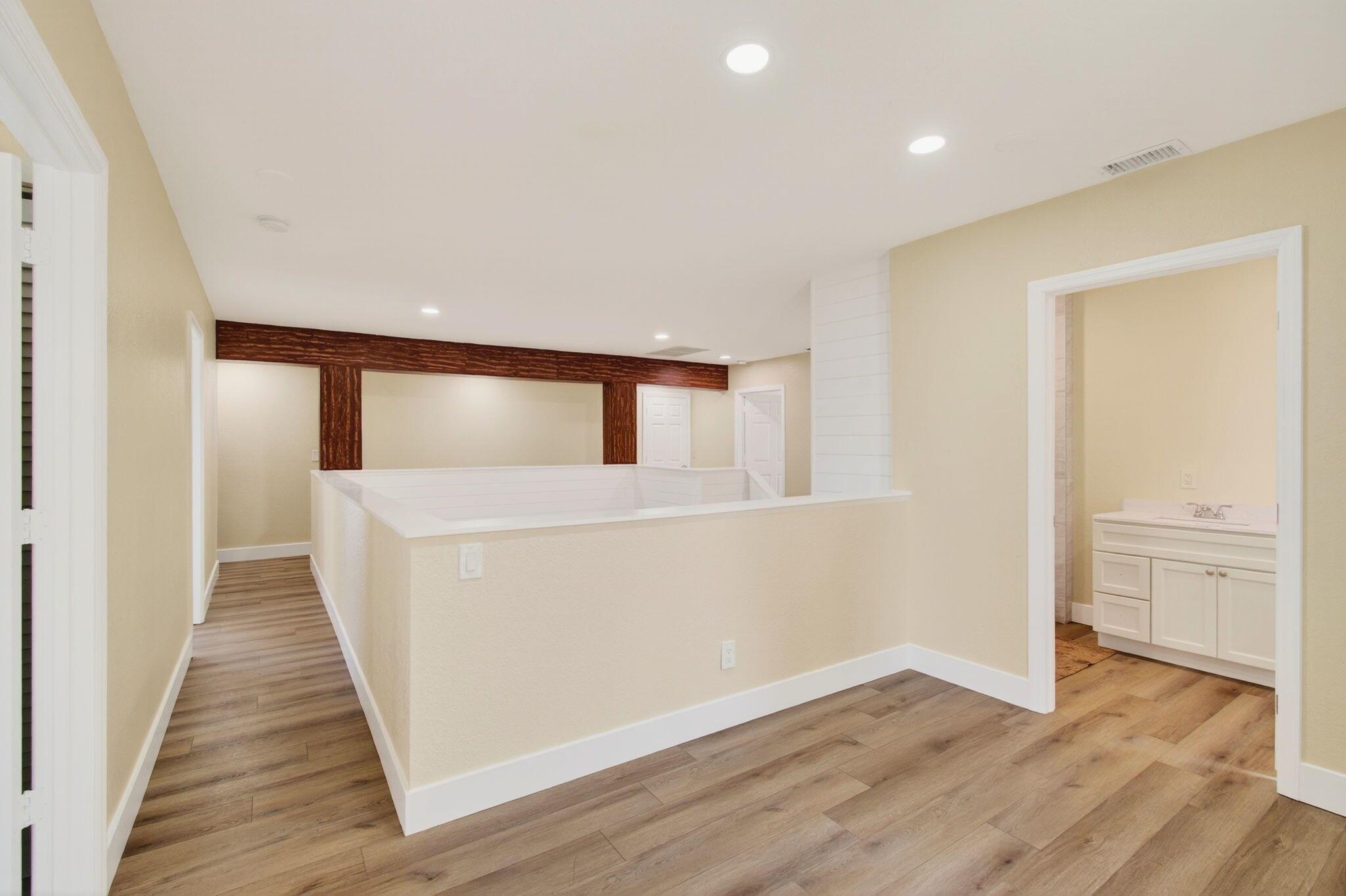 NORTH PALM BEACH VILLAGE - Residential