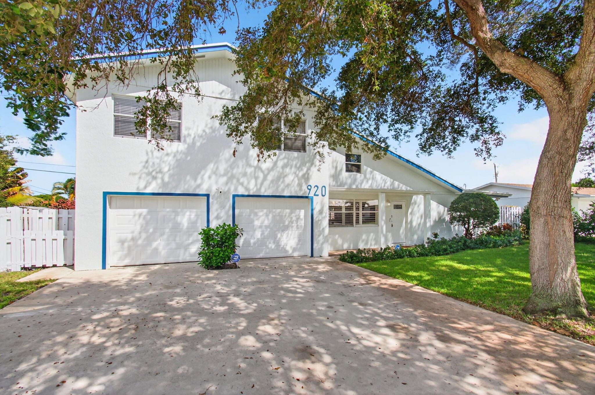 NORTH PALM BEACH VILLAGE - Residential