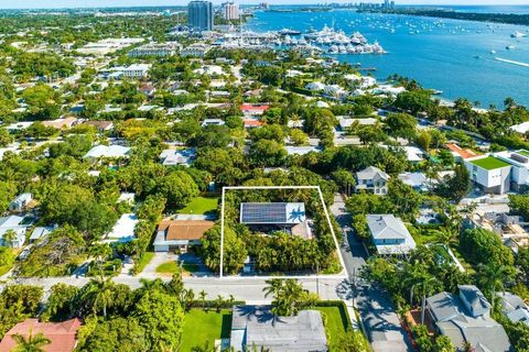 Single Family Residence in West Palm Beach FL 233 33rd Street St 12.jpg