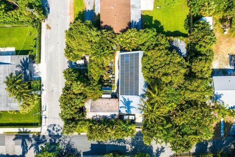 Single Family Residence in West Palm Beach FL 233 33rd Street St 25.jpg
