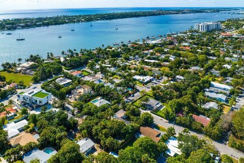 Single Family Residence in West Palm Beach FL 233 33rd Street St 17.jpg