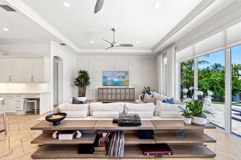 Tiny photo for 2320 NE 34th Court, Lighthouse Point, FL 33064 (MLS # B26048026)