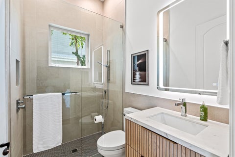 Tiny photo for 2320 NE 34th Court, Lighthouse Point, FL 33064 (MLS # B26048026)