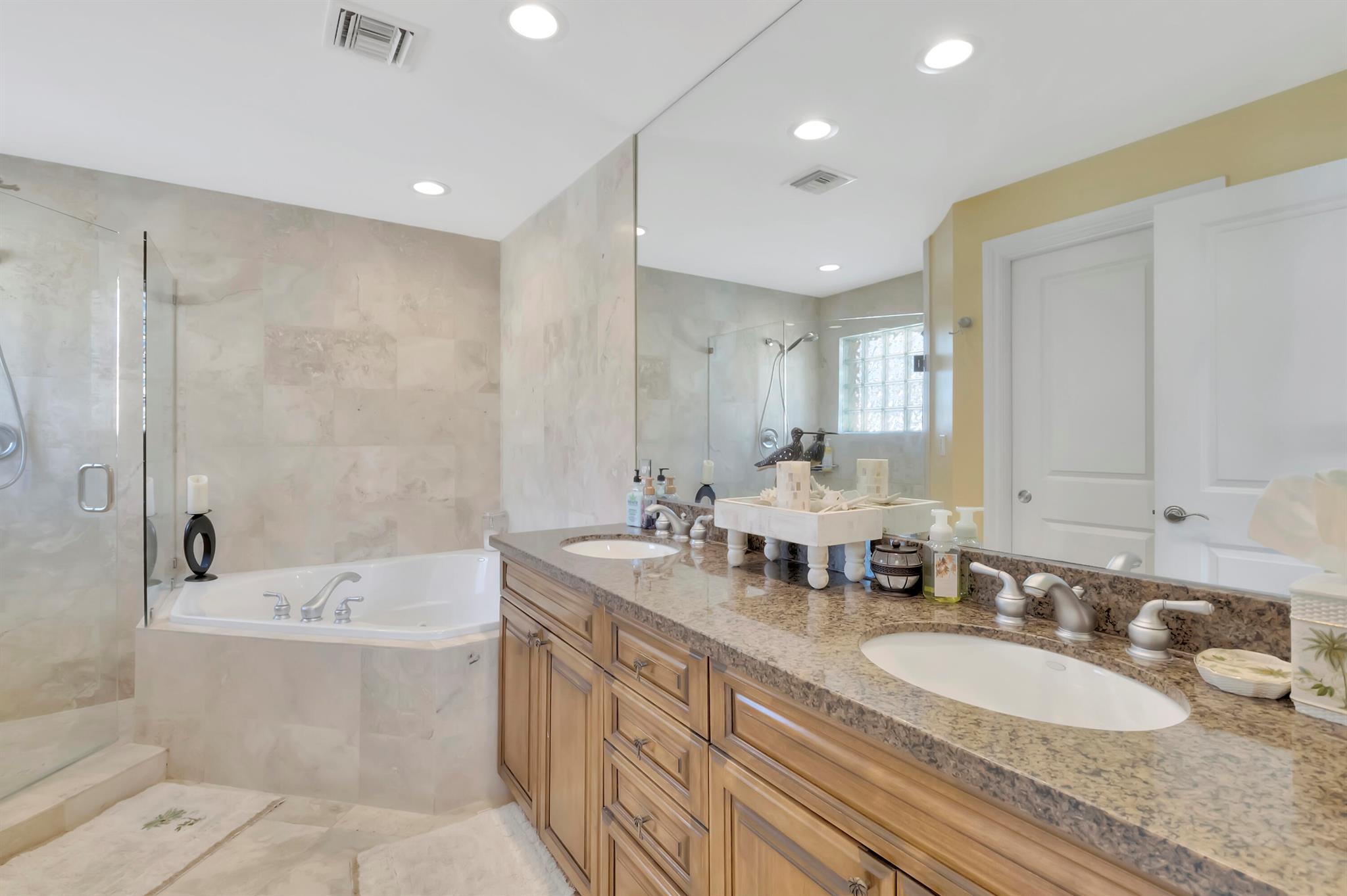 HYPOLUXO PARK - Residential