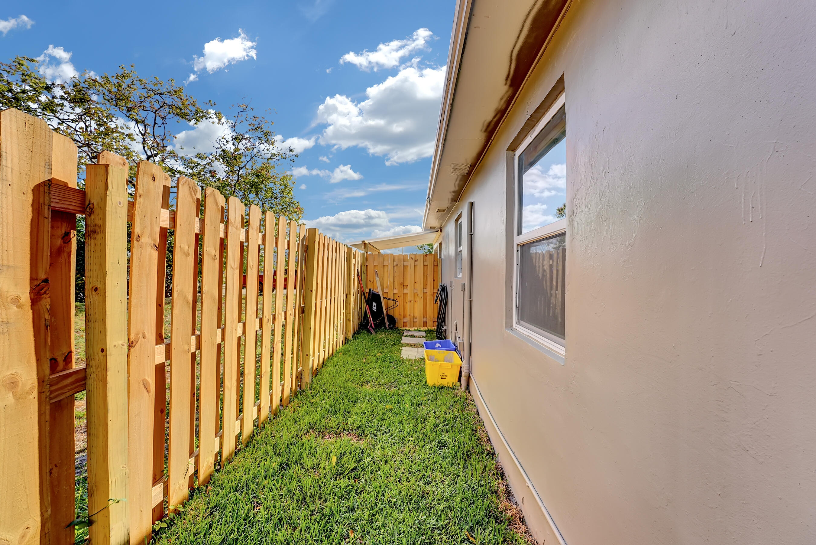 TOURIST NOOK DELRAY - Residential