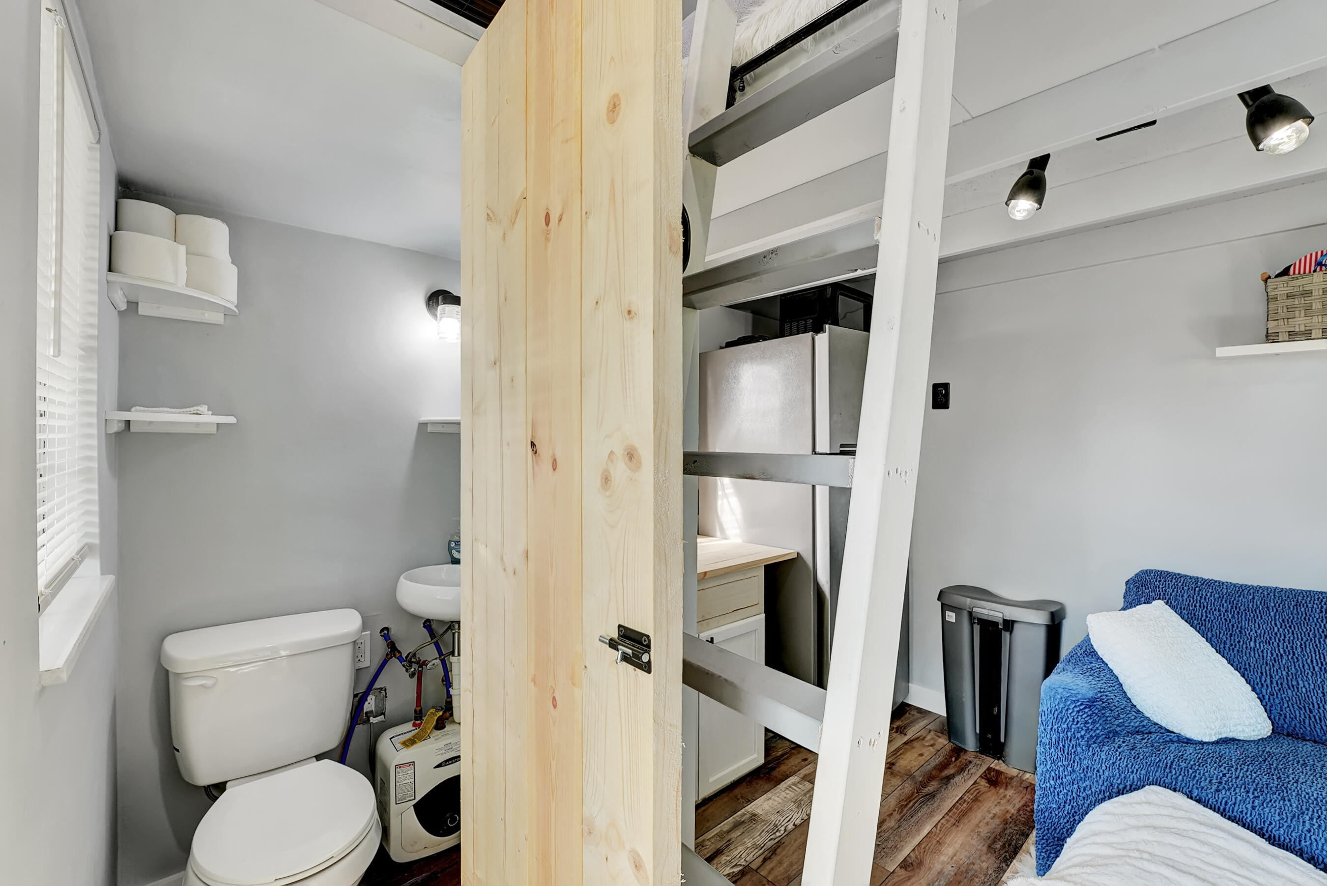 TOURIST NOOK DELRAY - Residential