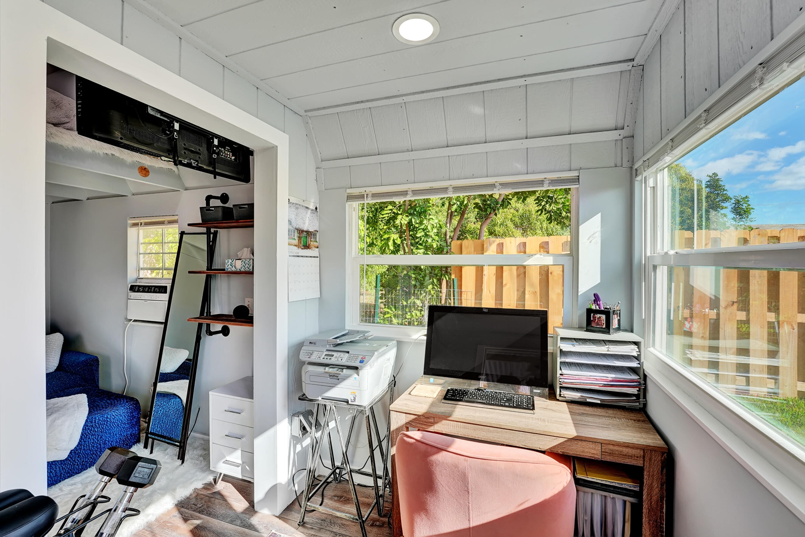 TOURIST NOOK DELRAY - Residential