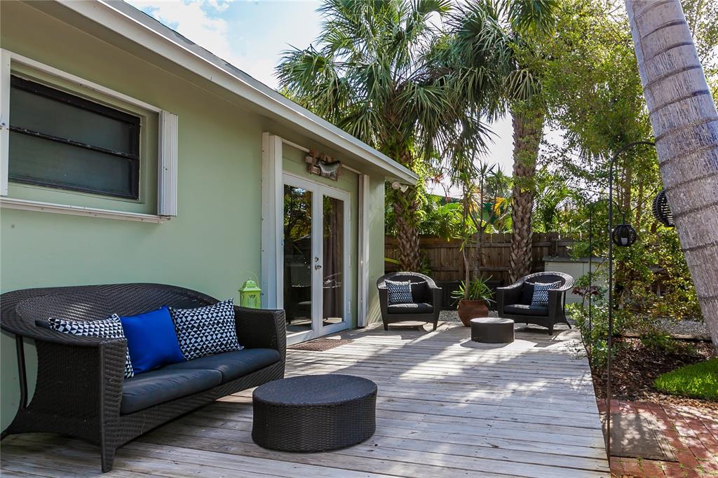 Flamingo Park Sec B 37-5 - Residential