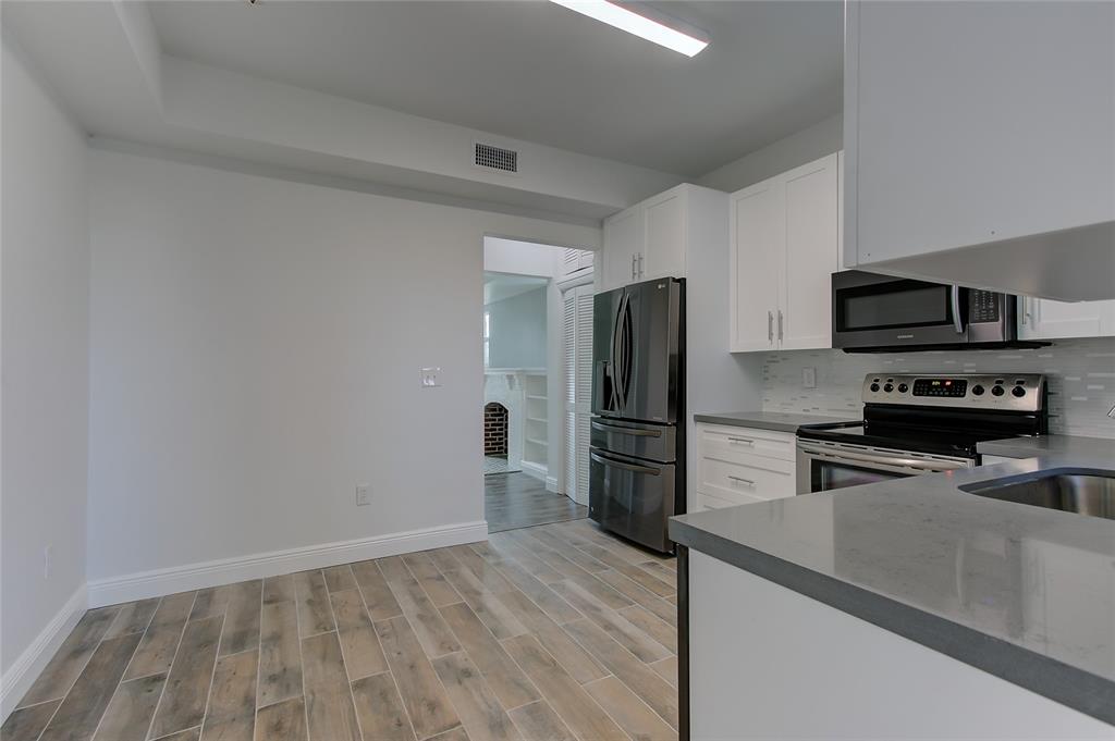 HOLLYWOOD - Residential Lease