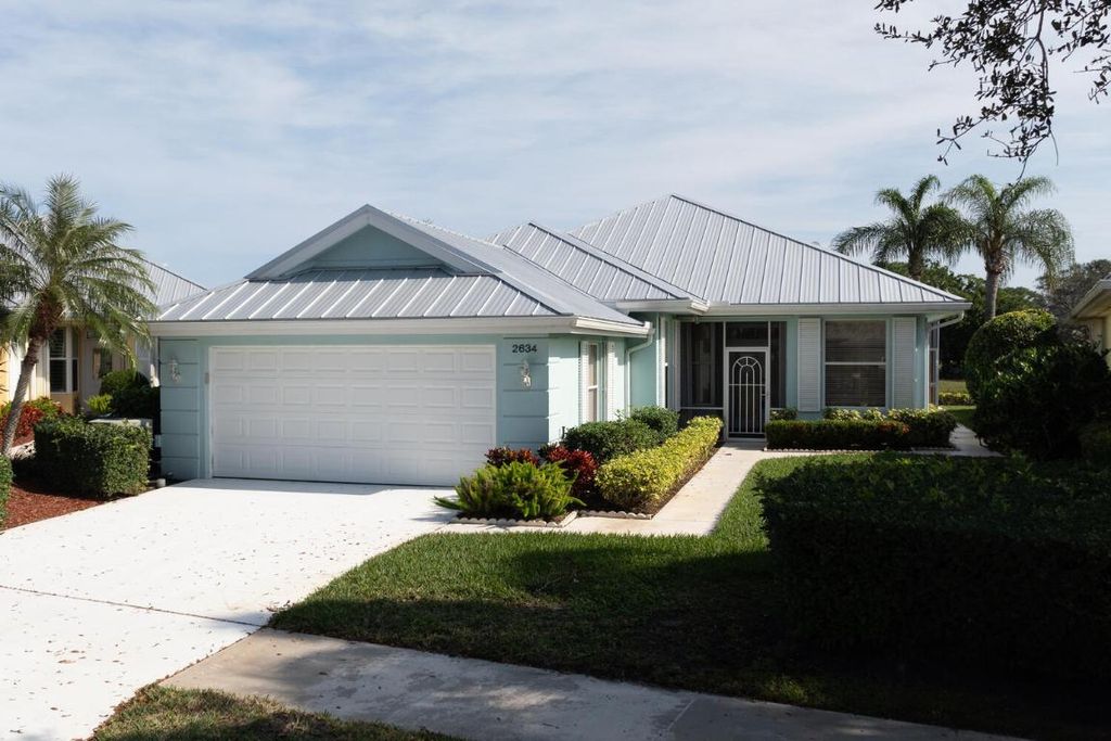 Photo of 2634 SW Prospect Place, Palm City, FL 34990 (MLS # R10942854)