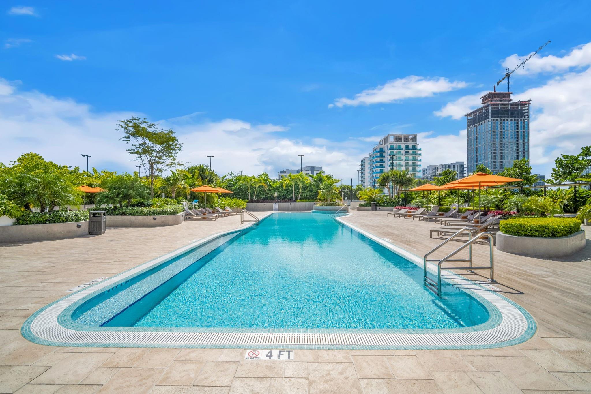 ARIA RESERVE MIAMI SOUTH - Residential Lease