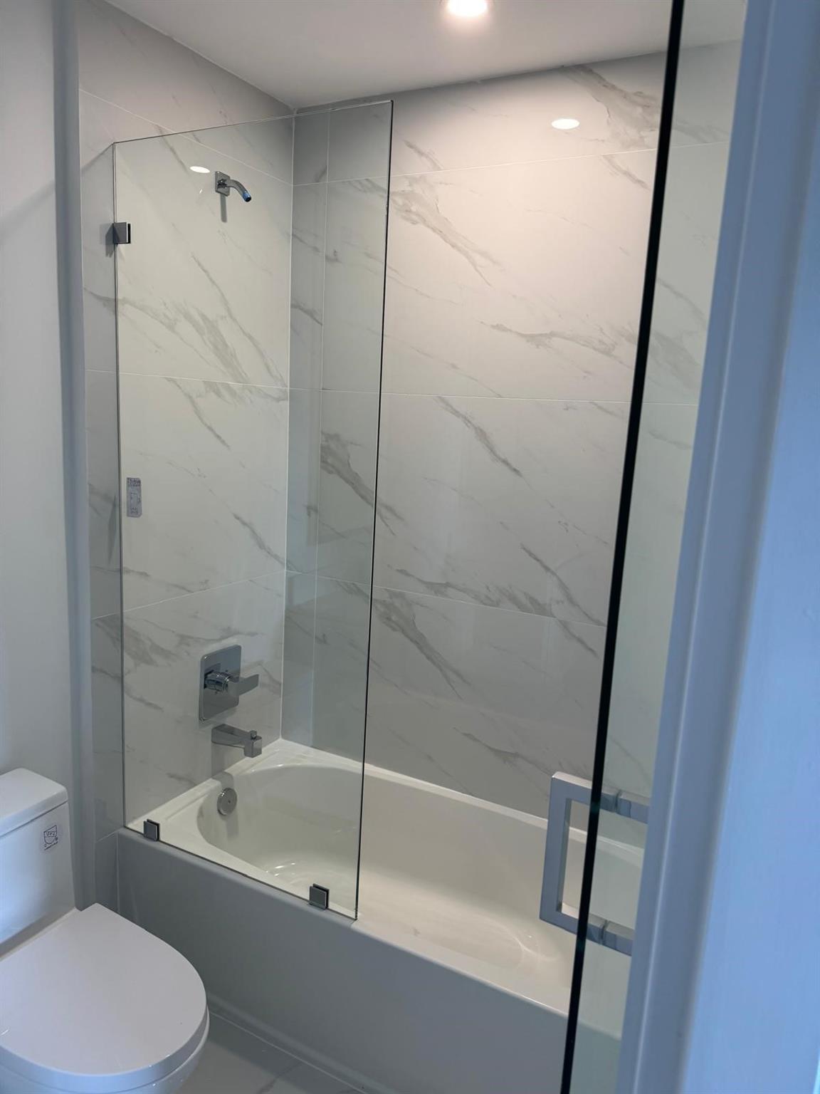 ARIA RESERVE MIAMI SOUTH - Residential Lease