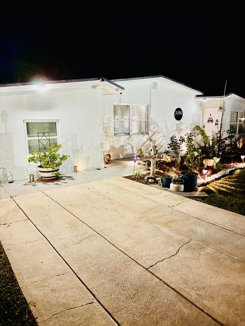 Tiny photo for 3496 NW 24TH Avenue, Okeechobee, FL 34972 (MLS # B26054583)