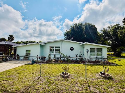Tiny photo for 3496 NW 24TH Avenue, Okeechobee, FL 34972 (MLS # B26054583)