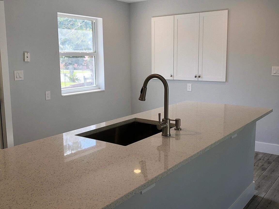 SOUTHWOOD HEIGHTS - Residential Lease