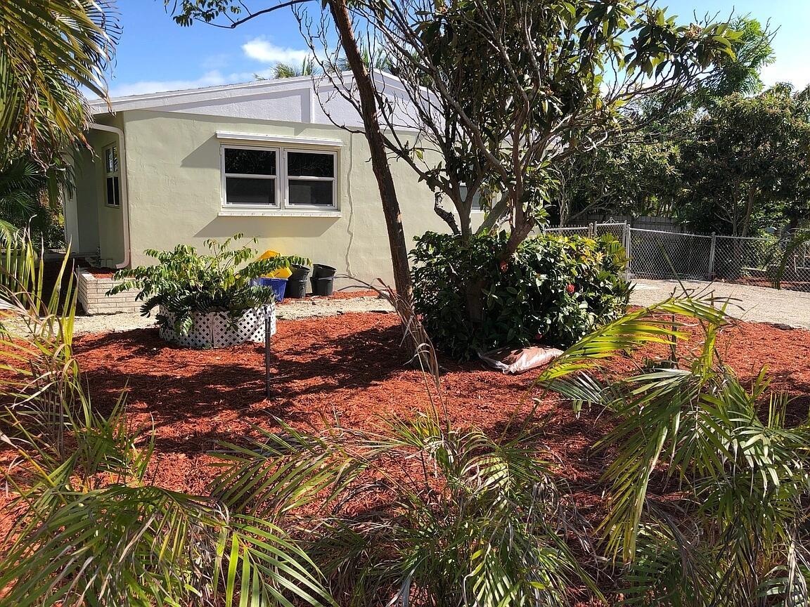 SOUTHWOOD HEIGHTS - Residential Lease