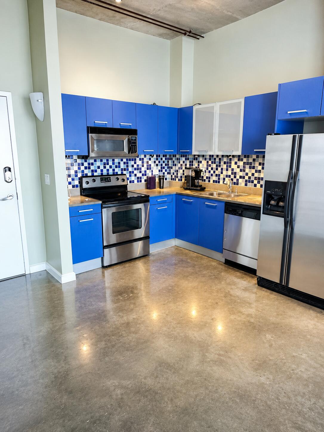 313 NE 2nd Street NE 901