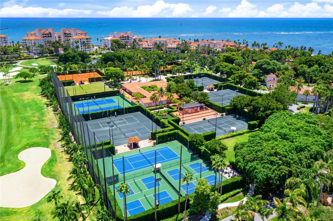 BAYSIDE VILLAGE - Residential