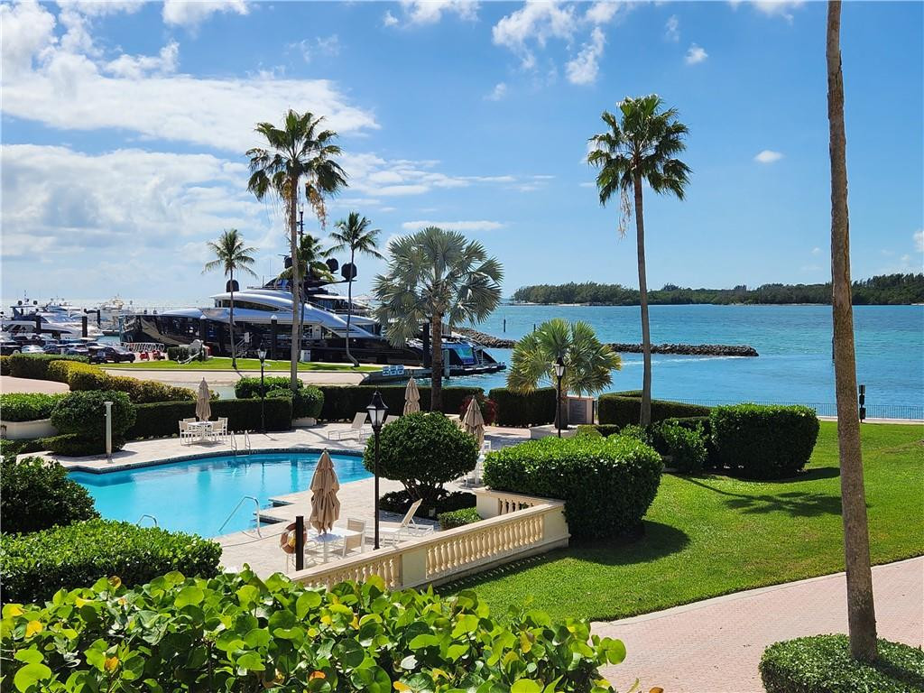 BAYSIDE VILLAGE - Residential