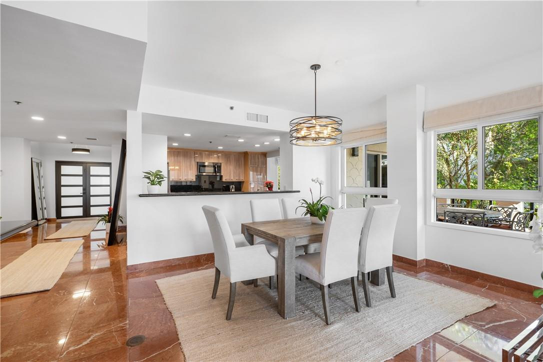 BAYSIDE VILLAGE - Residential