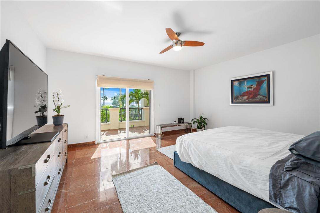 BAYSIDE VILLAGE - Residential