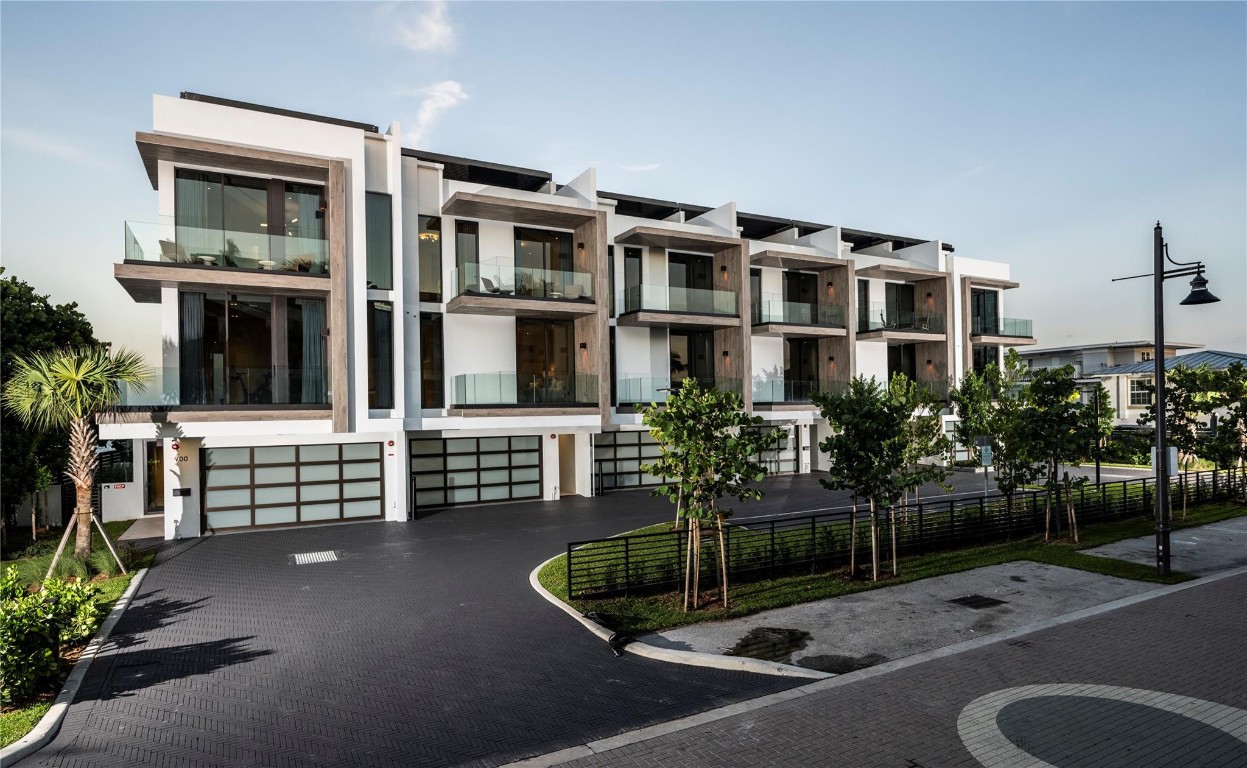 Ocean Six Terraces - Residential