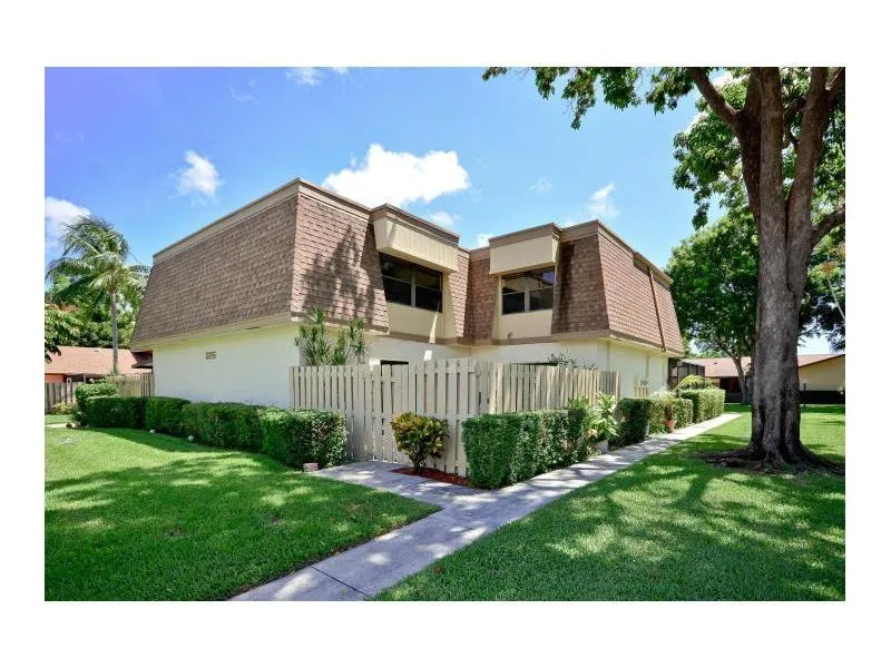 825 NW 30th Ave Unit A  