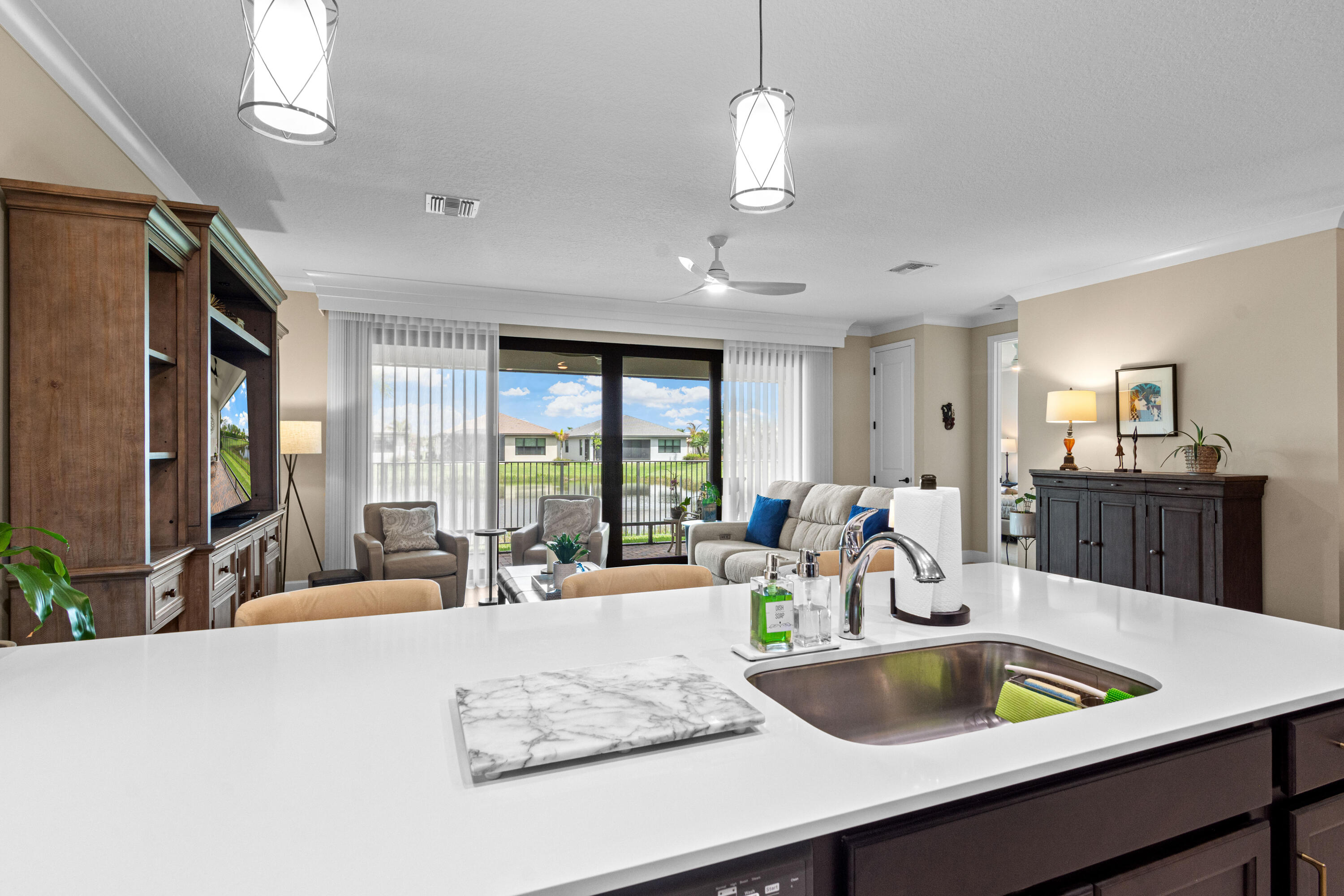 Valencia Walk - Residential