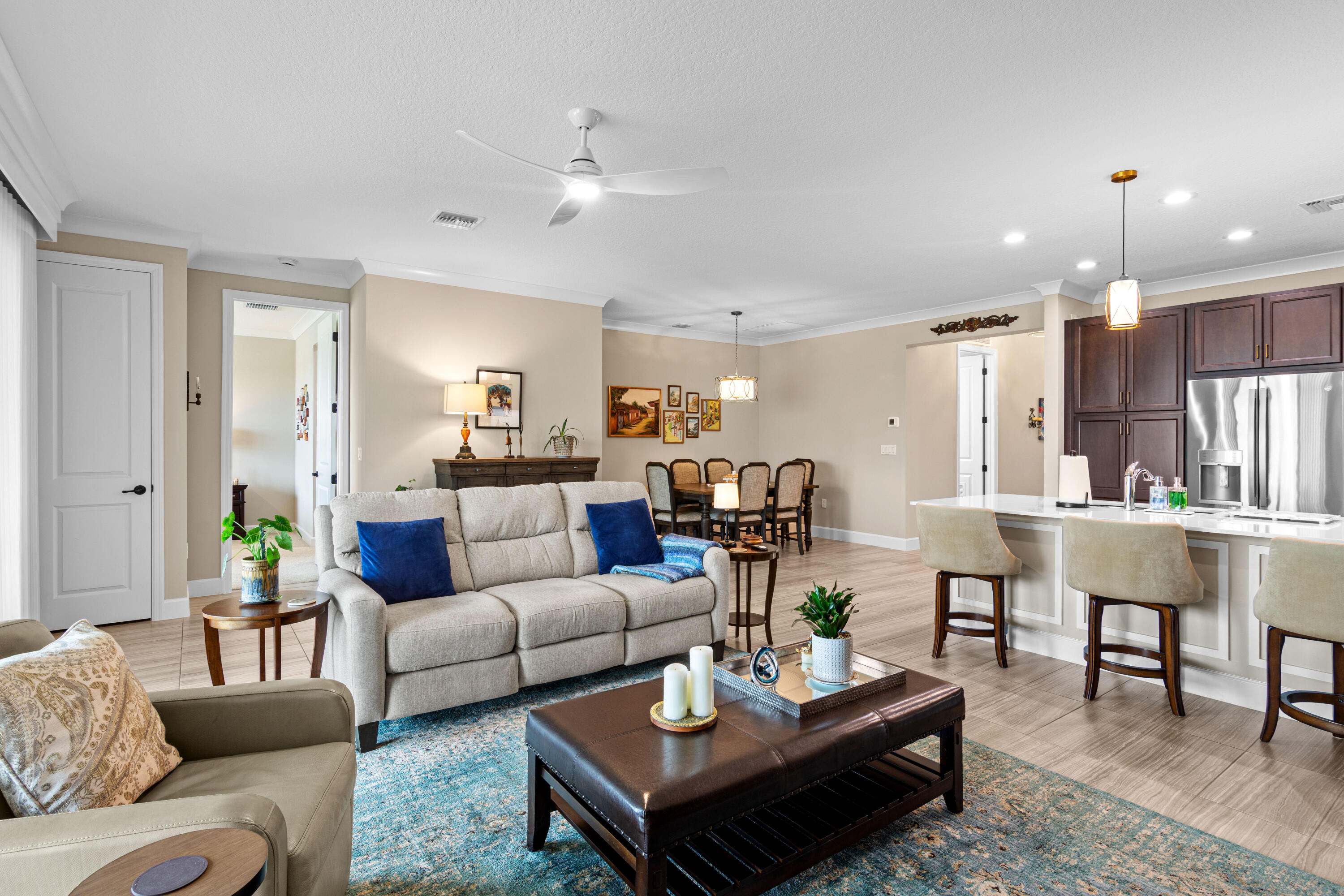 Valencia Walk - Residential