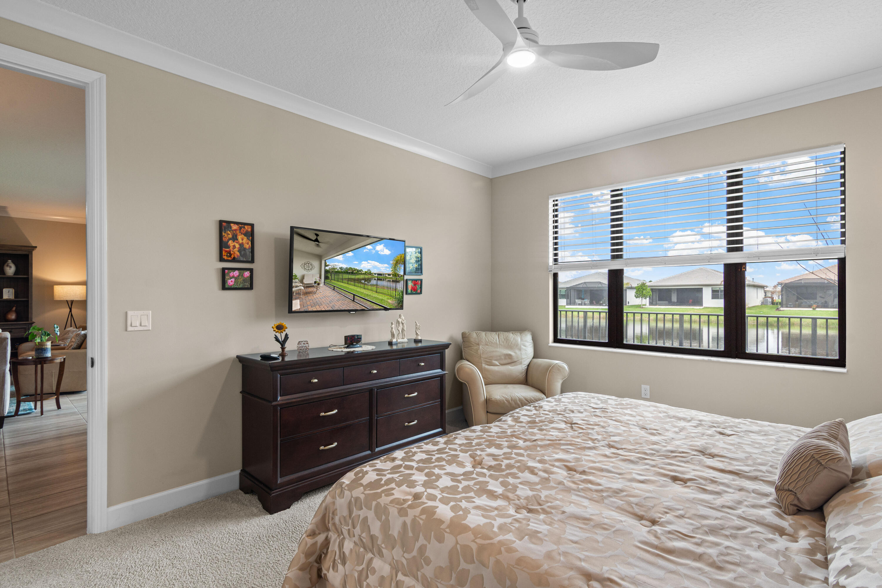 Valencia Walk - Residential