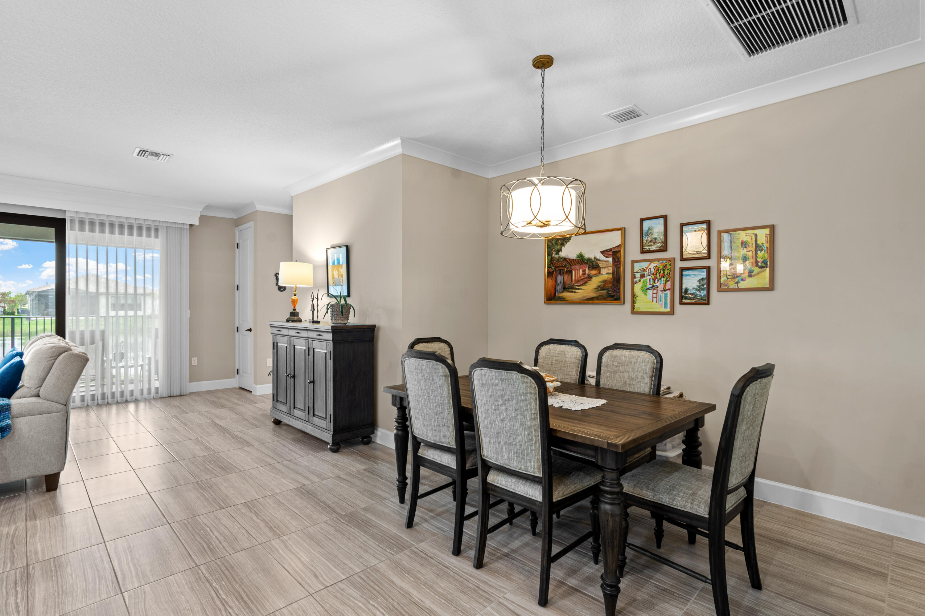 Valencia Walk - Residential