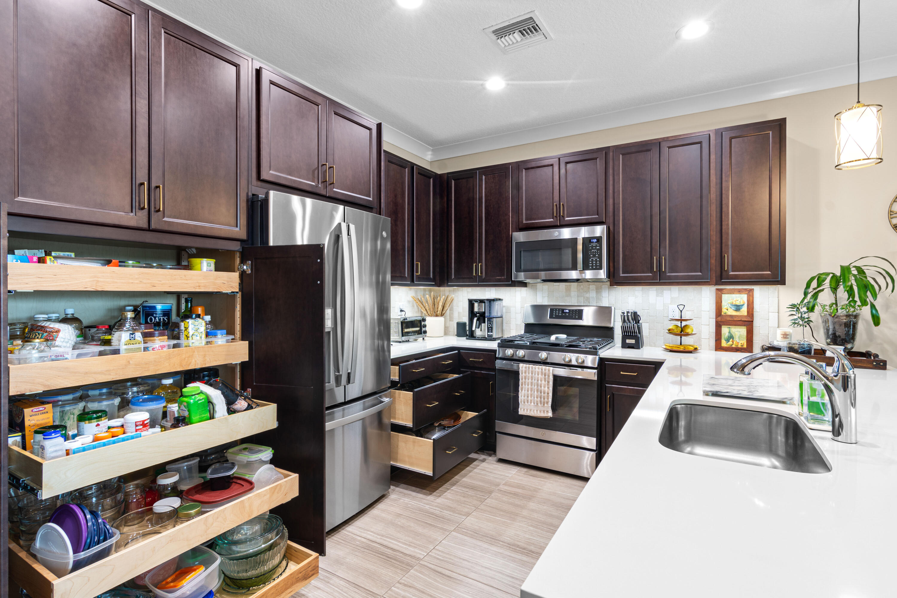 Valencia Walk - Residential