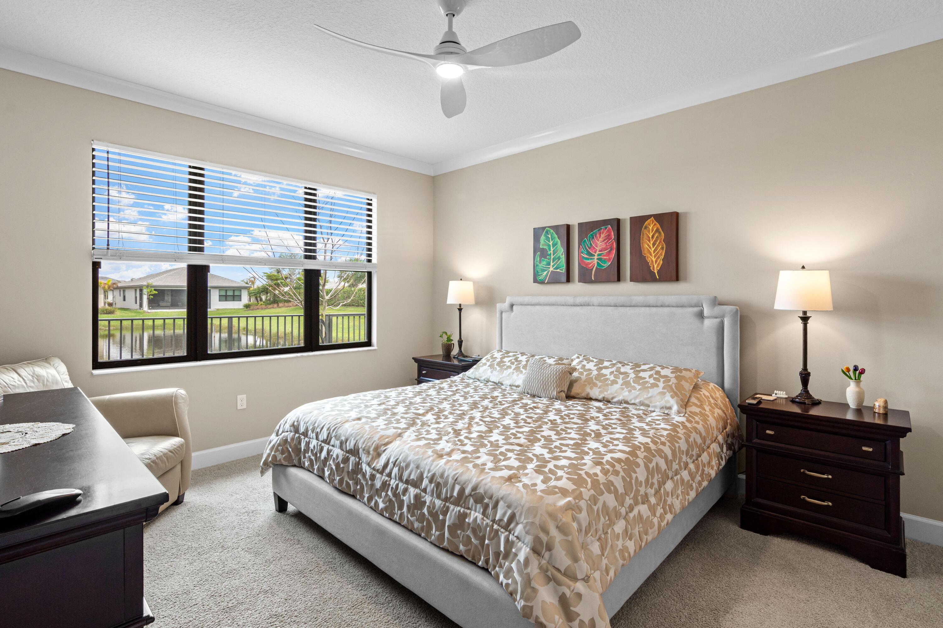 Valencia Walk - Residential