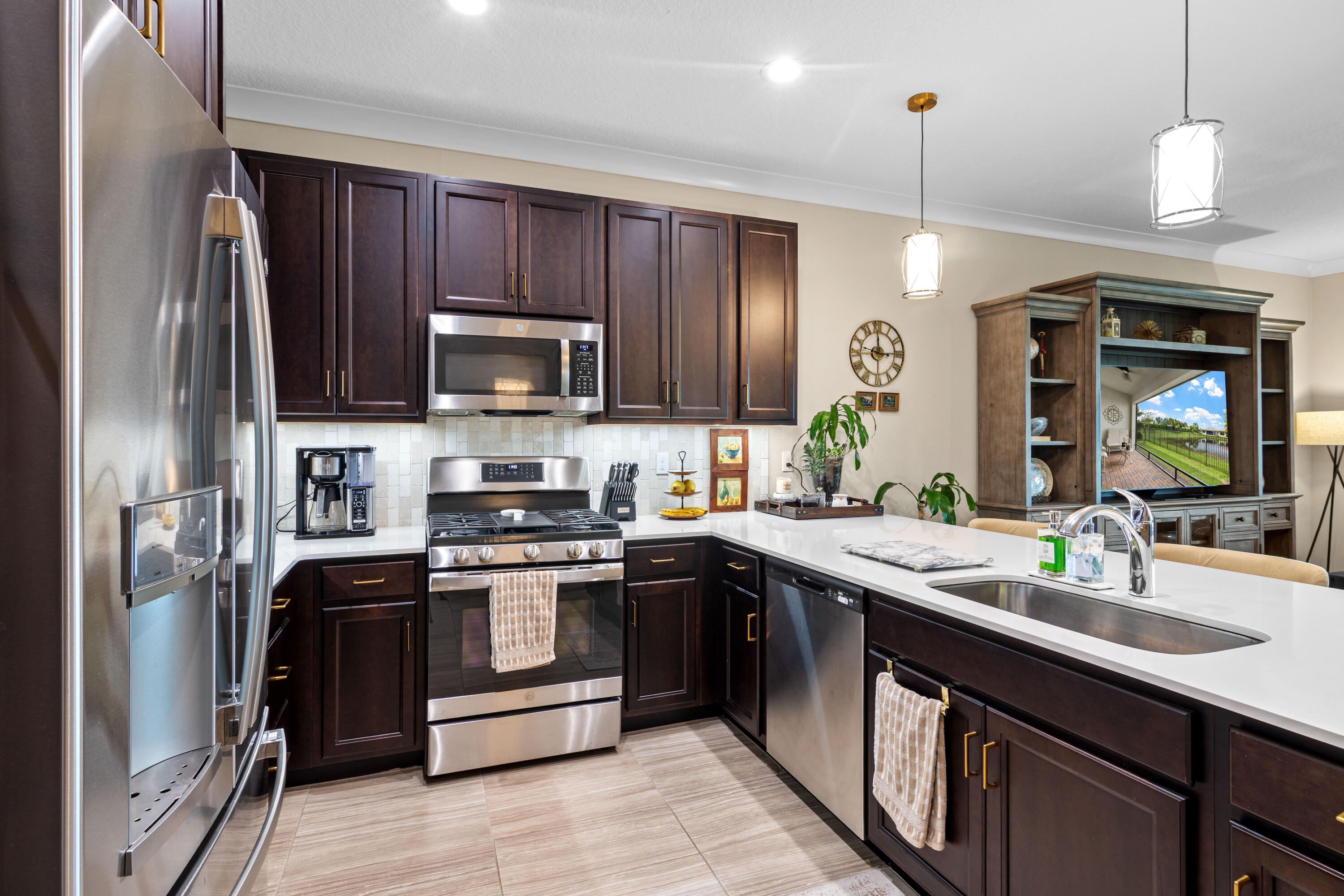 Valencia Walk - Residential