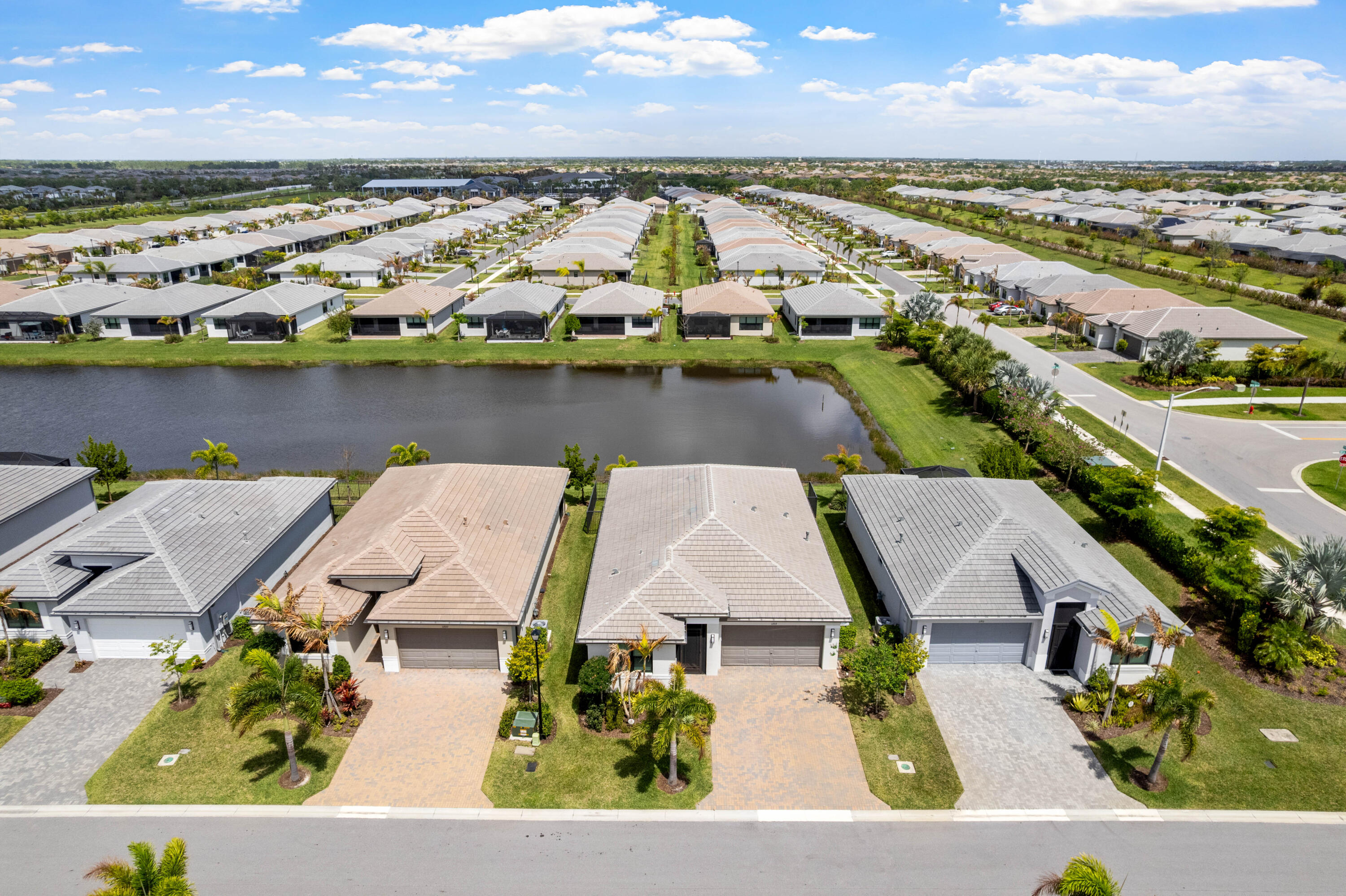 Valencia Walk - Residential