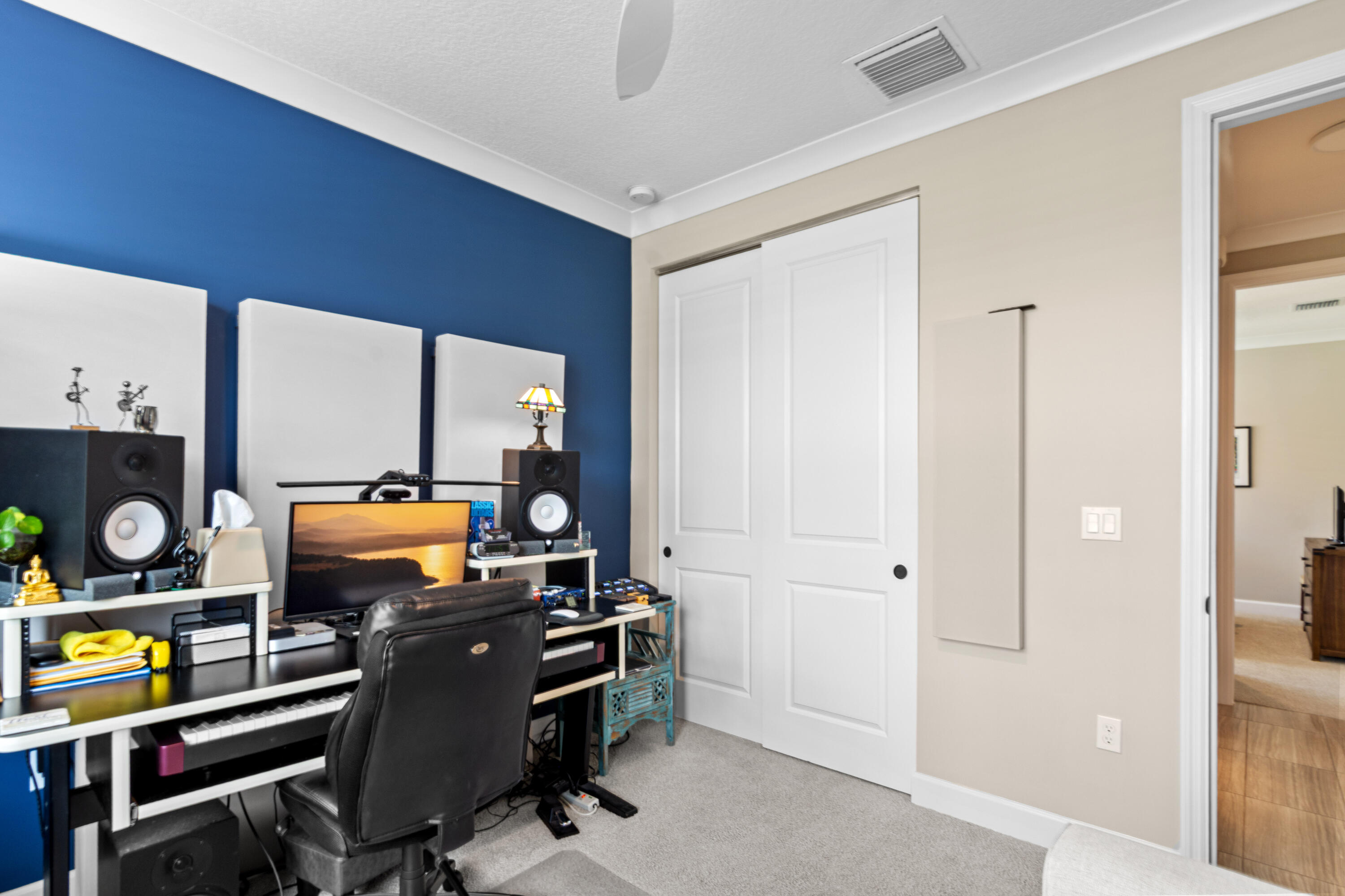 Valencia Walk - Residential