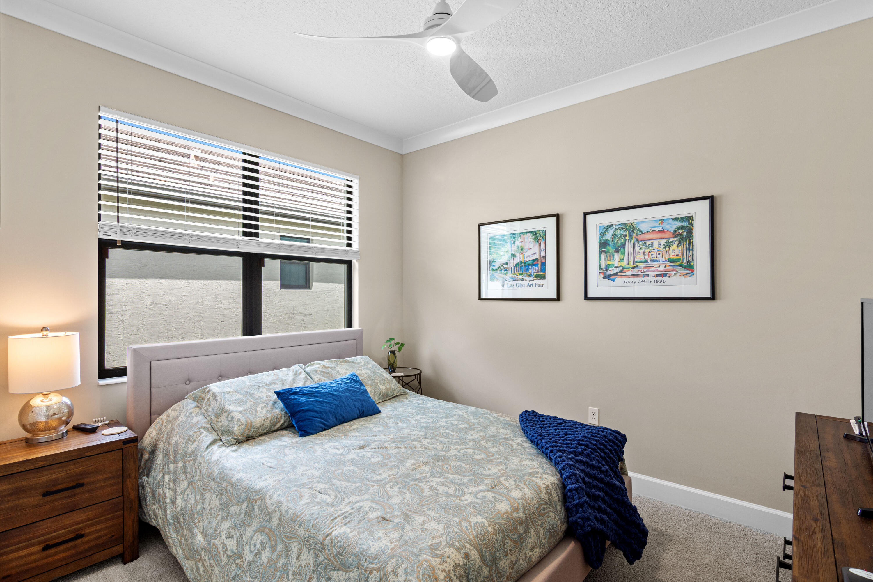 Valencia Walk - Residential