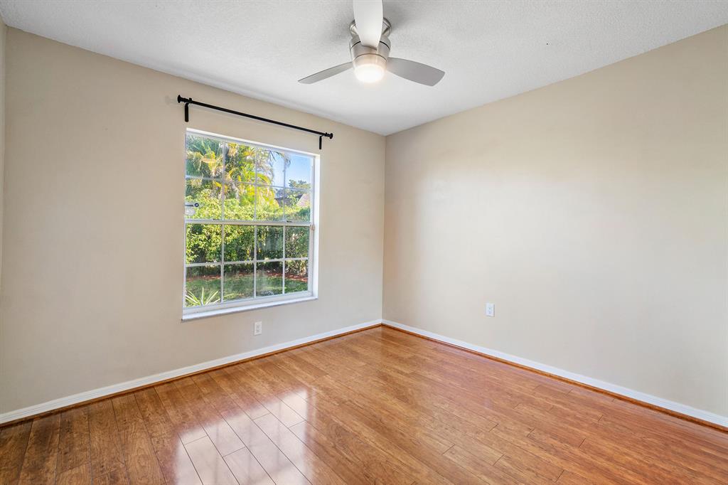 BERMUDA COVE / WINSTON PARK - Residential