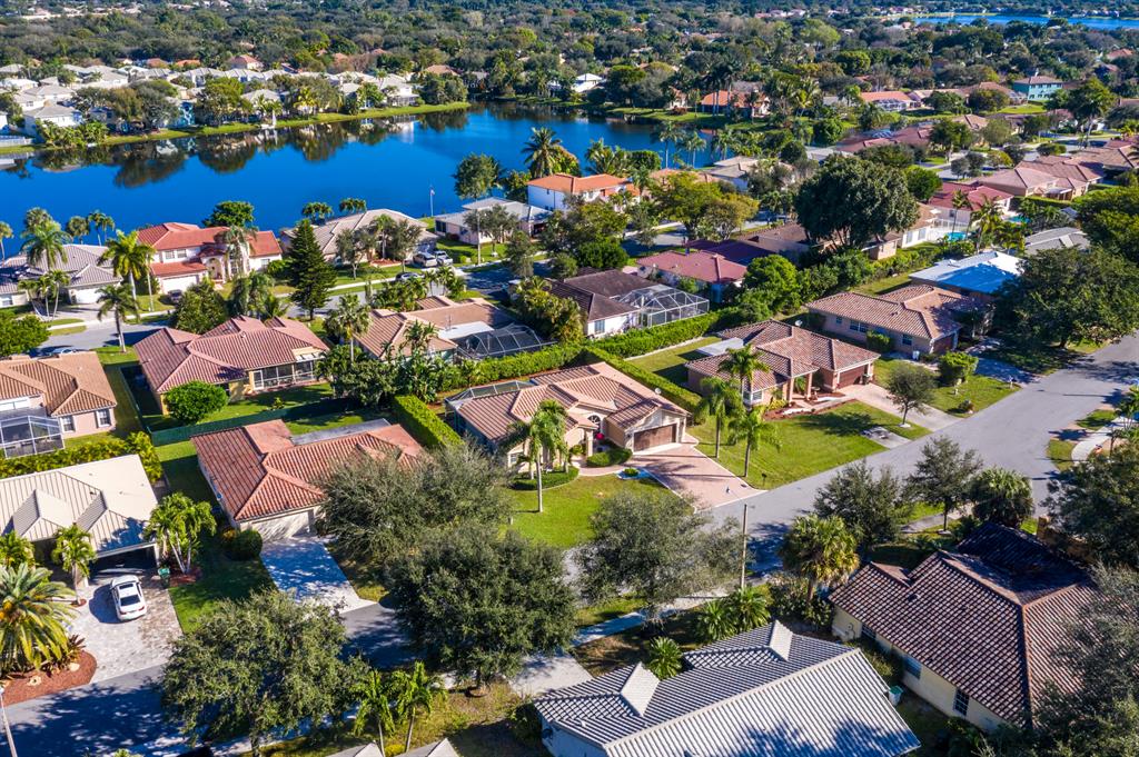 BERMUDA COVE / WINSTON PARK - Residential