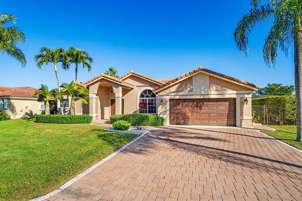 BERMUDA COVE / WINSTON PARK - Residential