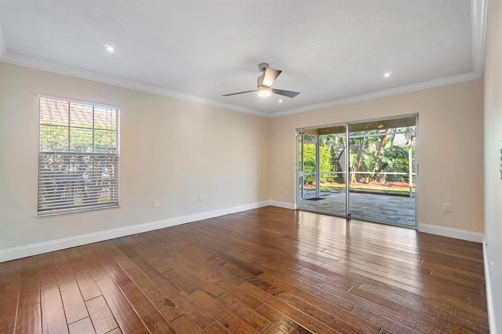 BERMUDA COVE / WINSTON PARK - Residential