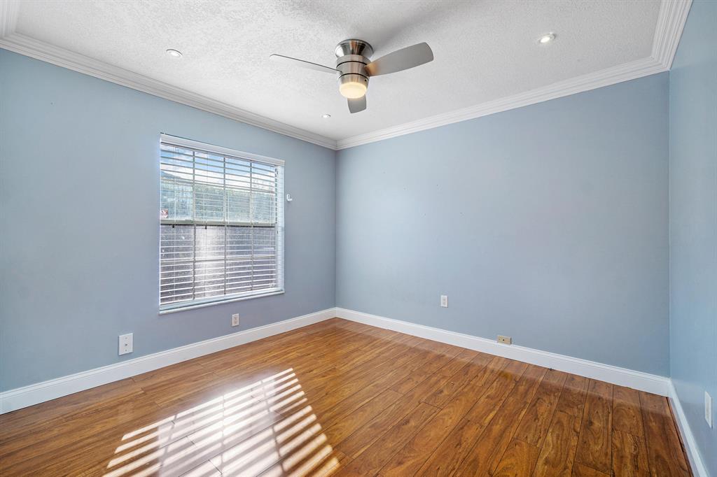 BERMUDA COVE / WINSTON PARK - Residential