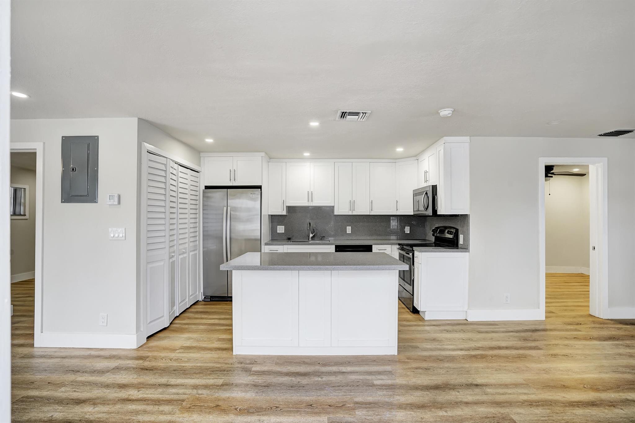 Location! Location! Fantastic, renovated, 2 bedroom/2 bath annual unfurnished rental in the heart of East Boca Raton with NO BOARD APPROVAL. Beautiful kitchen with stainless steel appliances (brand NEW dishwasher); modern/industrial light fixtures and interior design; full-sized washer and dryer in-unit; ground floor unit = no stairs! 2 parking spaces included and 1 dog permitted on a case-by-case basis under 20lbs. with $350 non-refundable pet fee. Located only a 5 minute drive to the beach and an even closer drive to Downtown Boca with the most beautiful restaurants in the city! Being minutes from FAU, Baptist Health Boca Regional Hospital, Boca Town Center Mall. the beach, Mizner Park, interstate access, parks and entertainment - this is the PRIME Boca location.