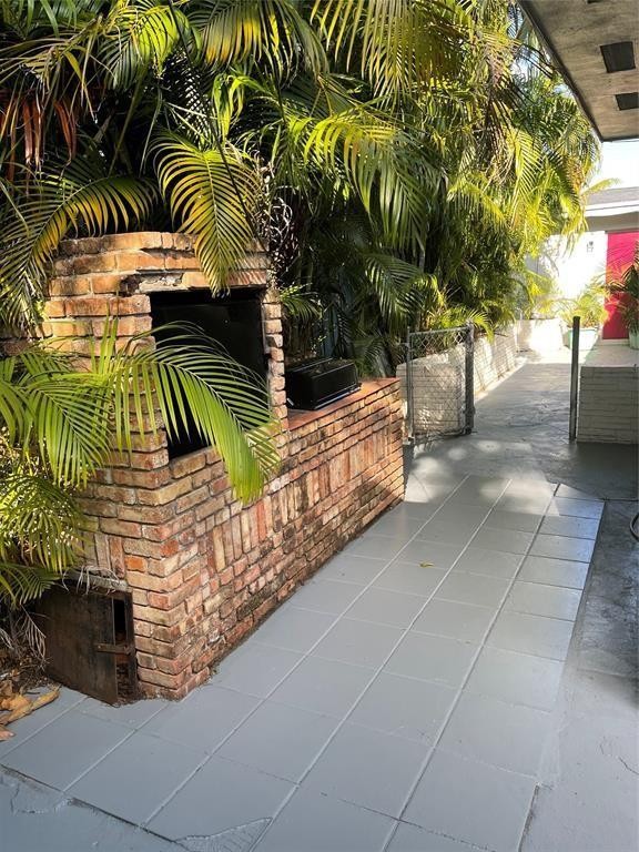 Oakland Park Second Add 2 - Residential Lease