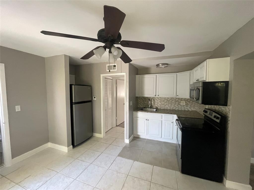 Oakland Park Second Add 2 - Residential Lease