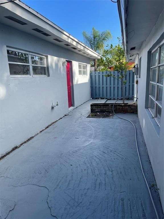 Oakland Park Second Add 2 - Residential Lease